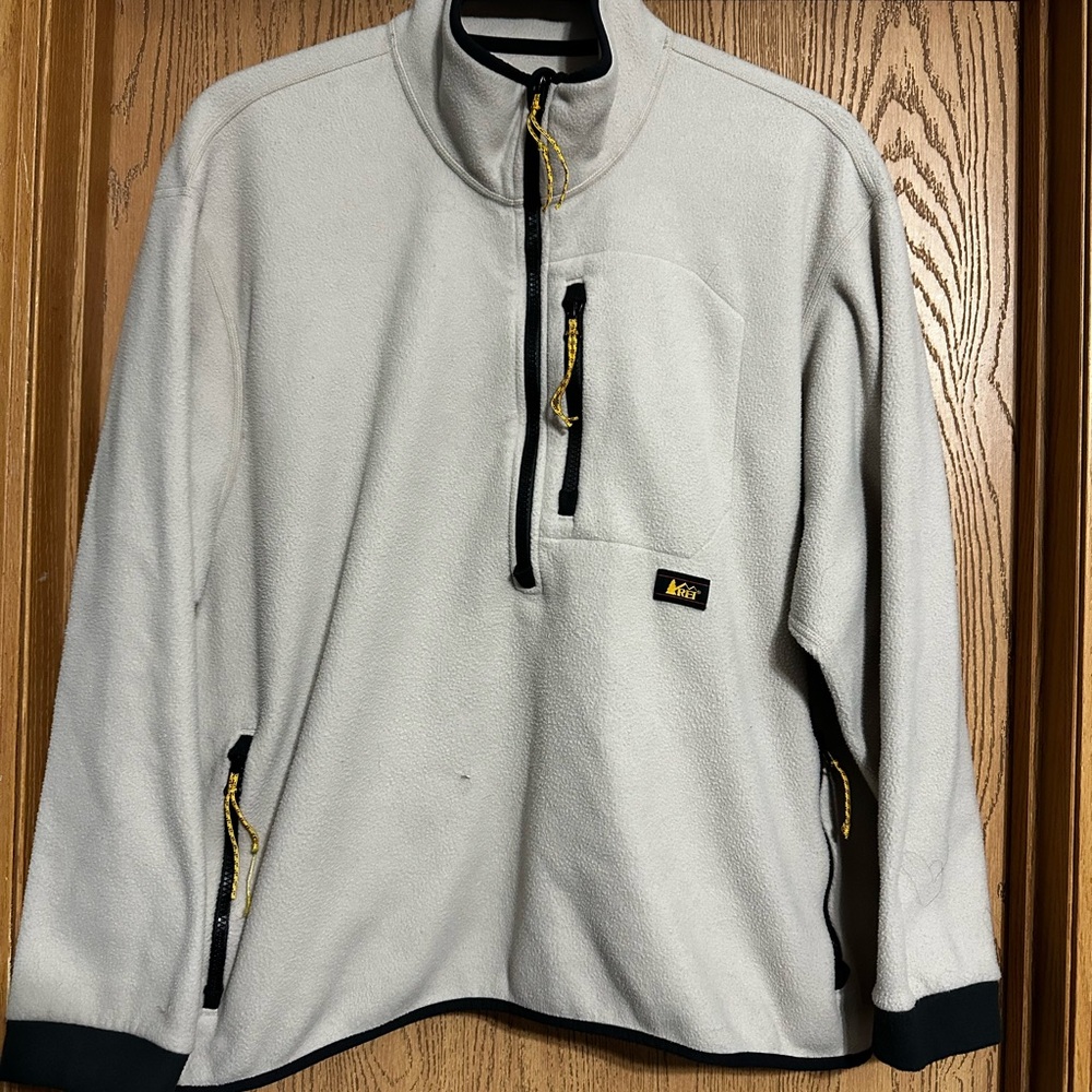REI White and Black Fleece Sweatshirt